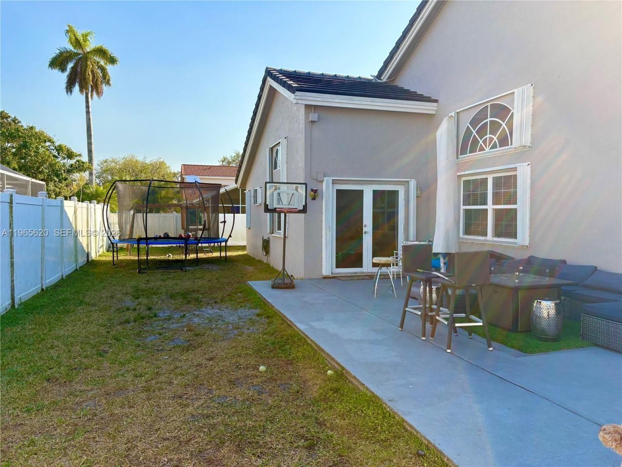 935 NW 203rd Ave, Pembroke Pines, FL 33029 Photo