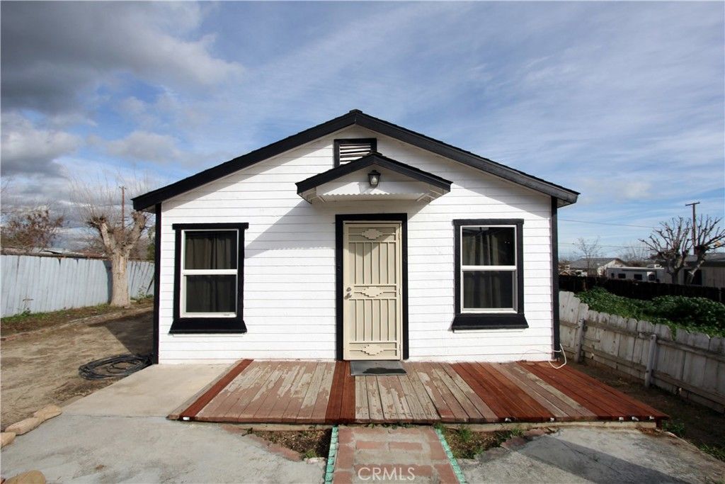 126 Maricopa, Taft, CA 93268 Main Photo