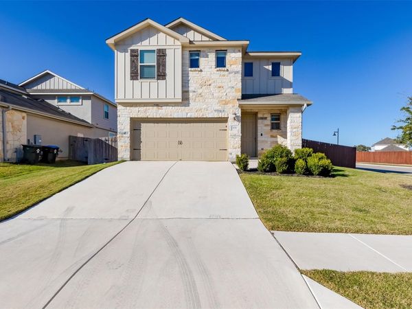 204 Mountain Valley ST, Georgetown, TX 78628