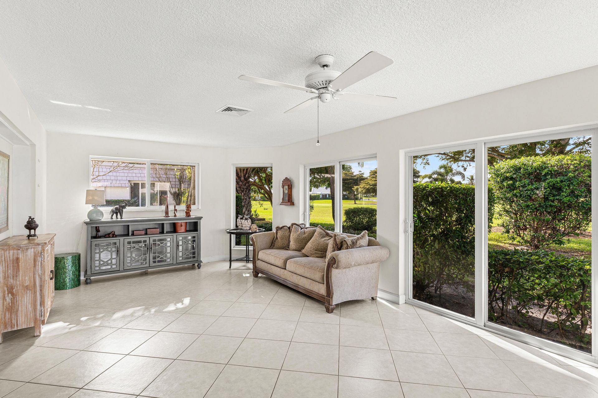 383 Villa Drive S, Atlantis, FL 33462 Photo