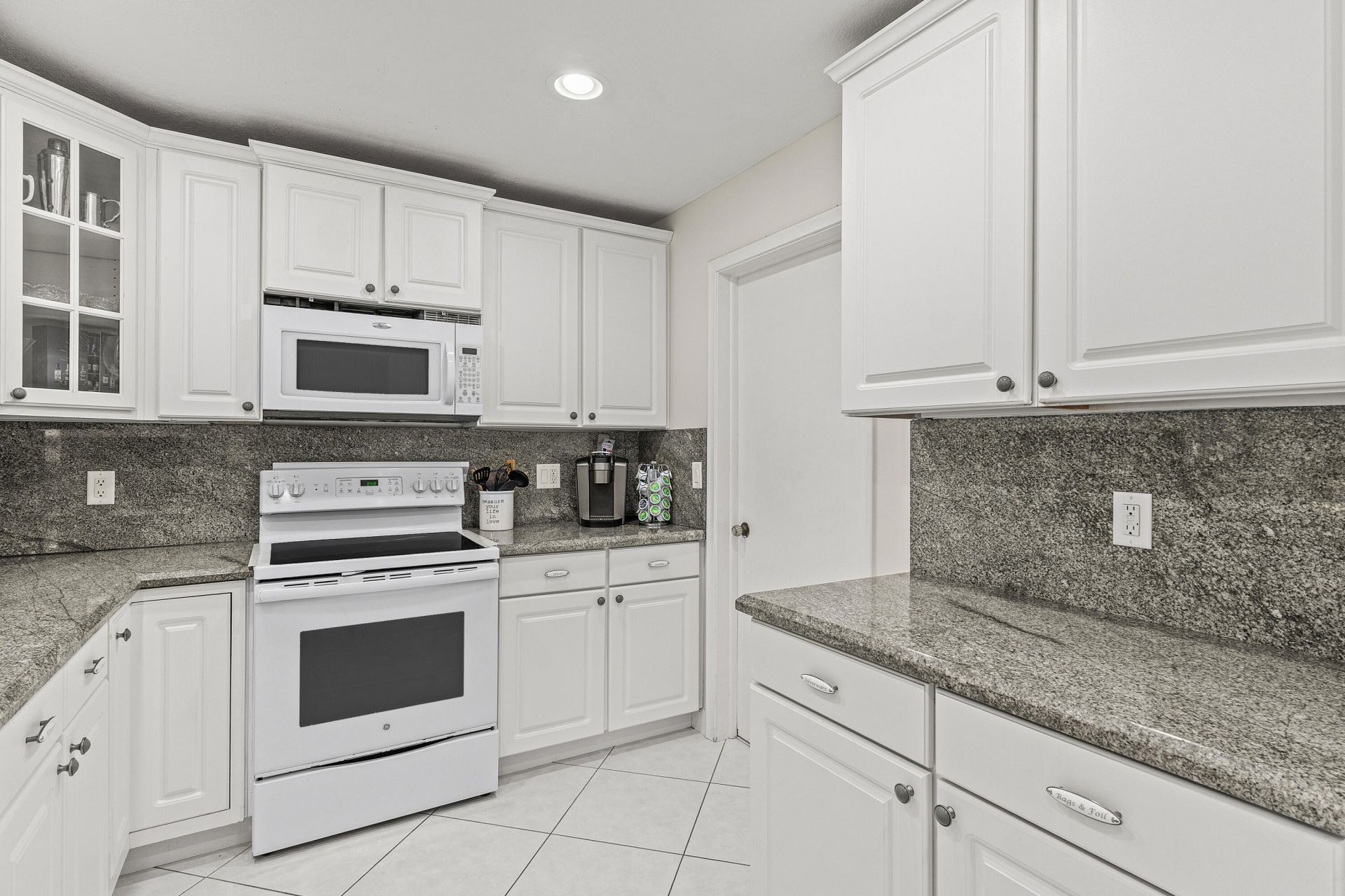 383 Villa Drive S, Atlantis, FL 33462 Photo