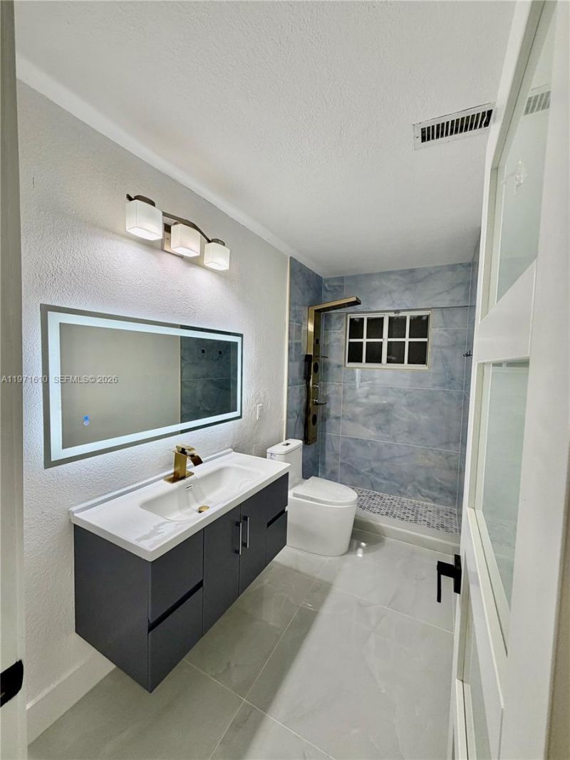 19730 NW 3rd Ct , Miami Gardens, FL 33169 Photo