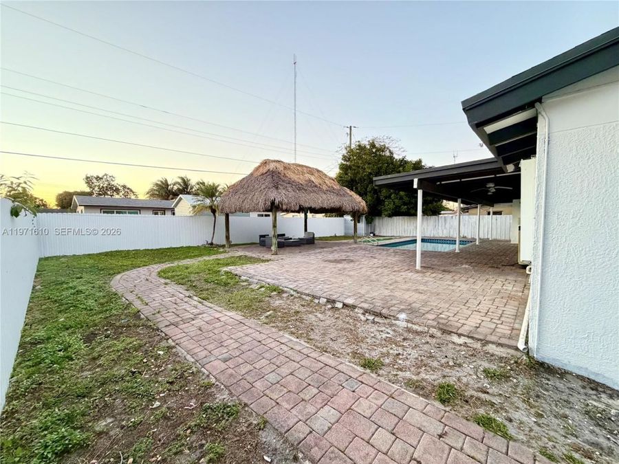 Property Image 40