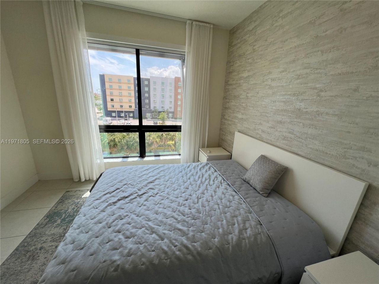 8001 NW 41st St, Unit 406, Doral, FL 33166 Photo