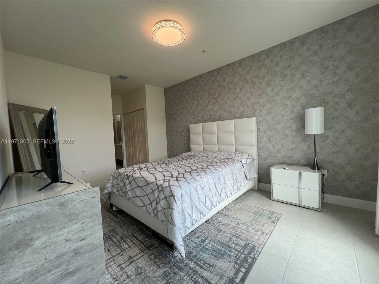 8001 NW 41st St, Unit 406, Doral, FL 33166 Photo