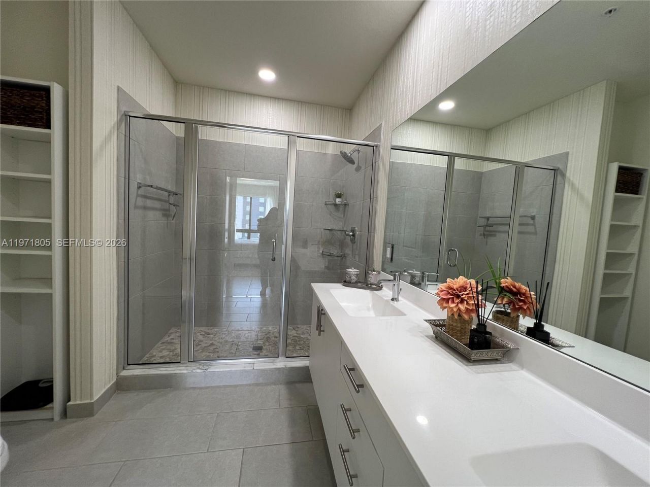 8001 NW 41st St, Unit 406, Doral, FL 33166 Photo