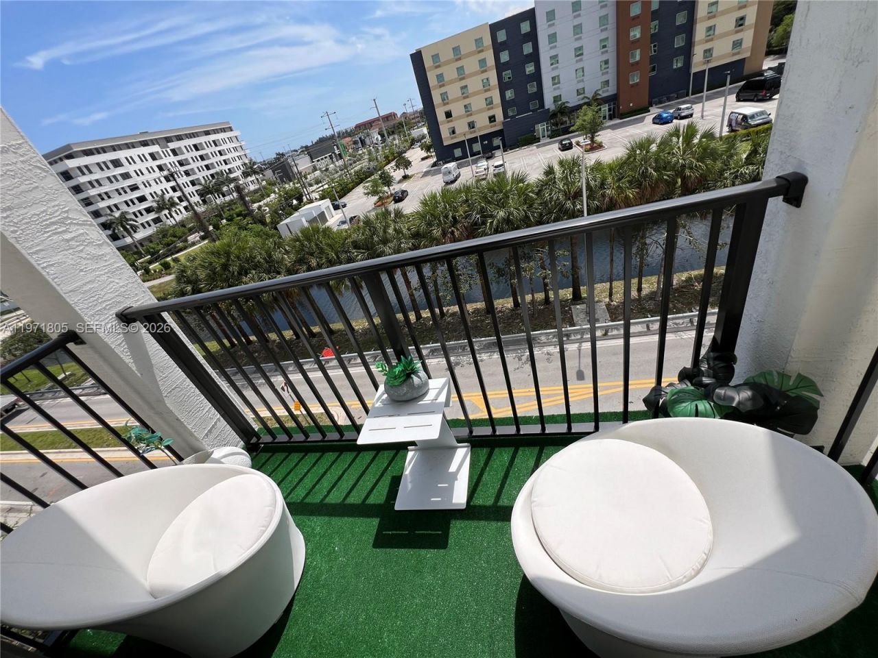 8001 NW 41st St, Unit 406, Doral, FL 33166 Photo