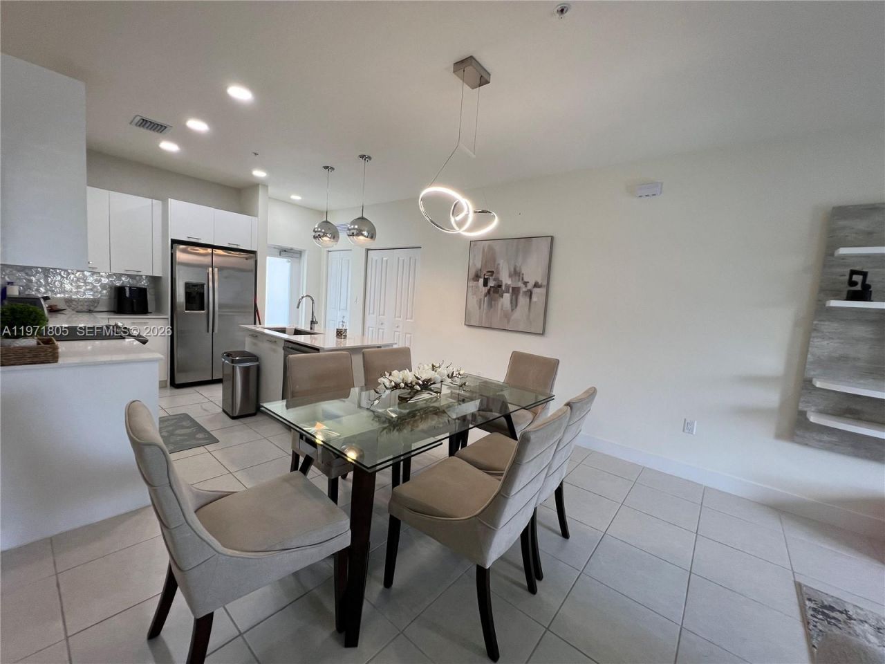 8001 NW 41st St, Unit 406, Doral, FL 33166 Photo