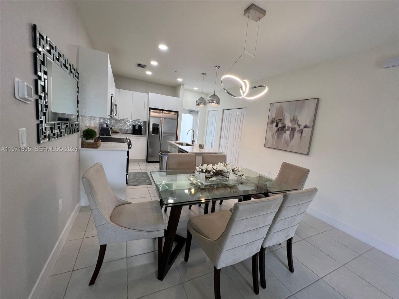 8001 NW 41st St, Unit 406, Doral, FL 33166 Photo