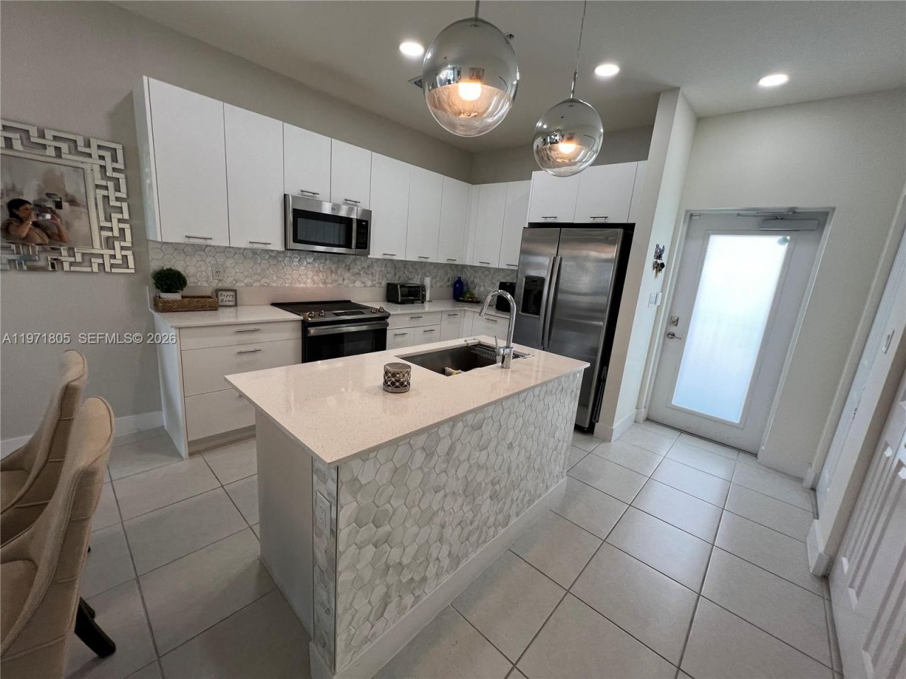 8001 NW 41st St, Unit 406, Doral, FL 33166 Photo