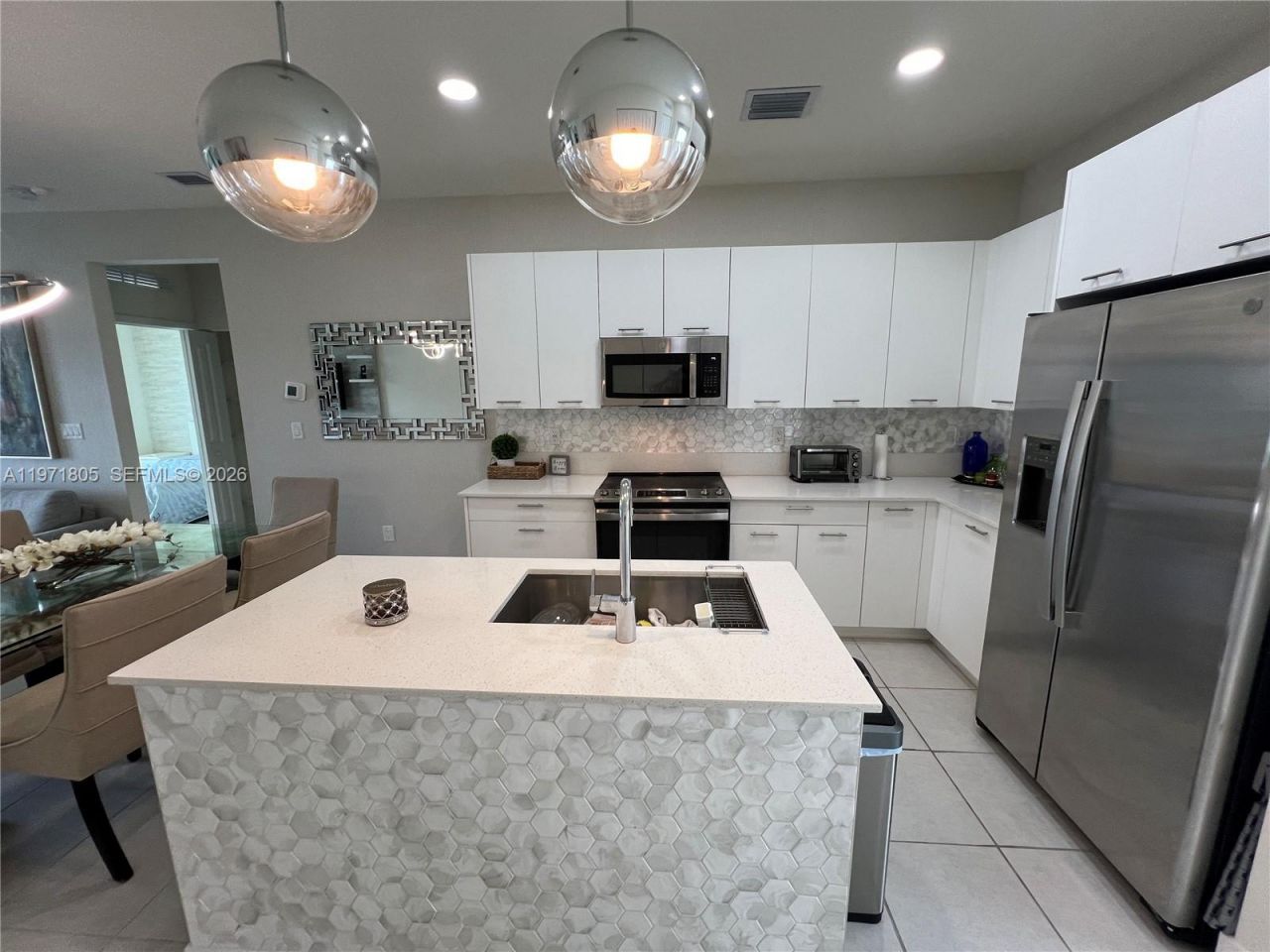 8001 NW 41st St, Unit 406, Doral, FL 33166 Photo