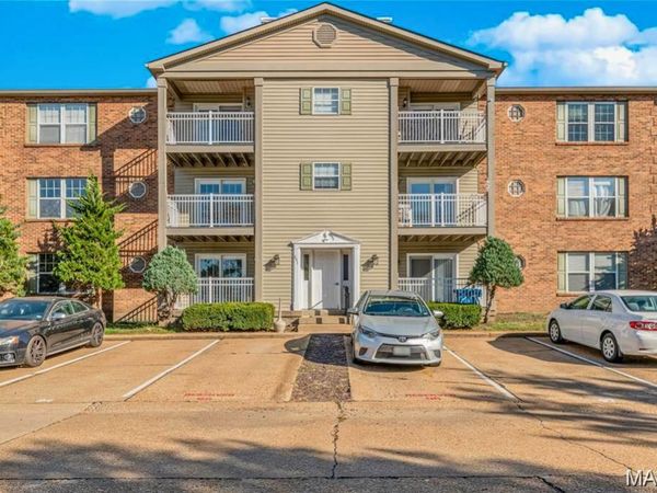 651 Green Jade Drive, Unit G, Fenton, MO 63026