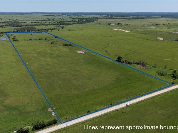 Road 25 Road, Longton, KS 67352