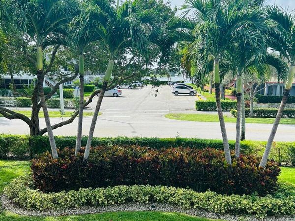 50 Plymouth F, West Palm Beach, FL 33417