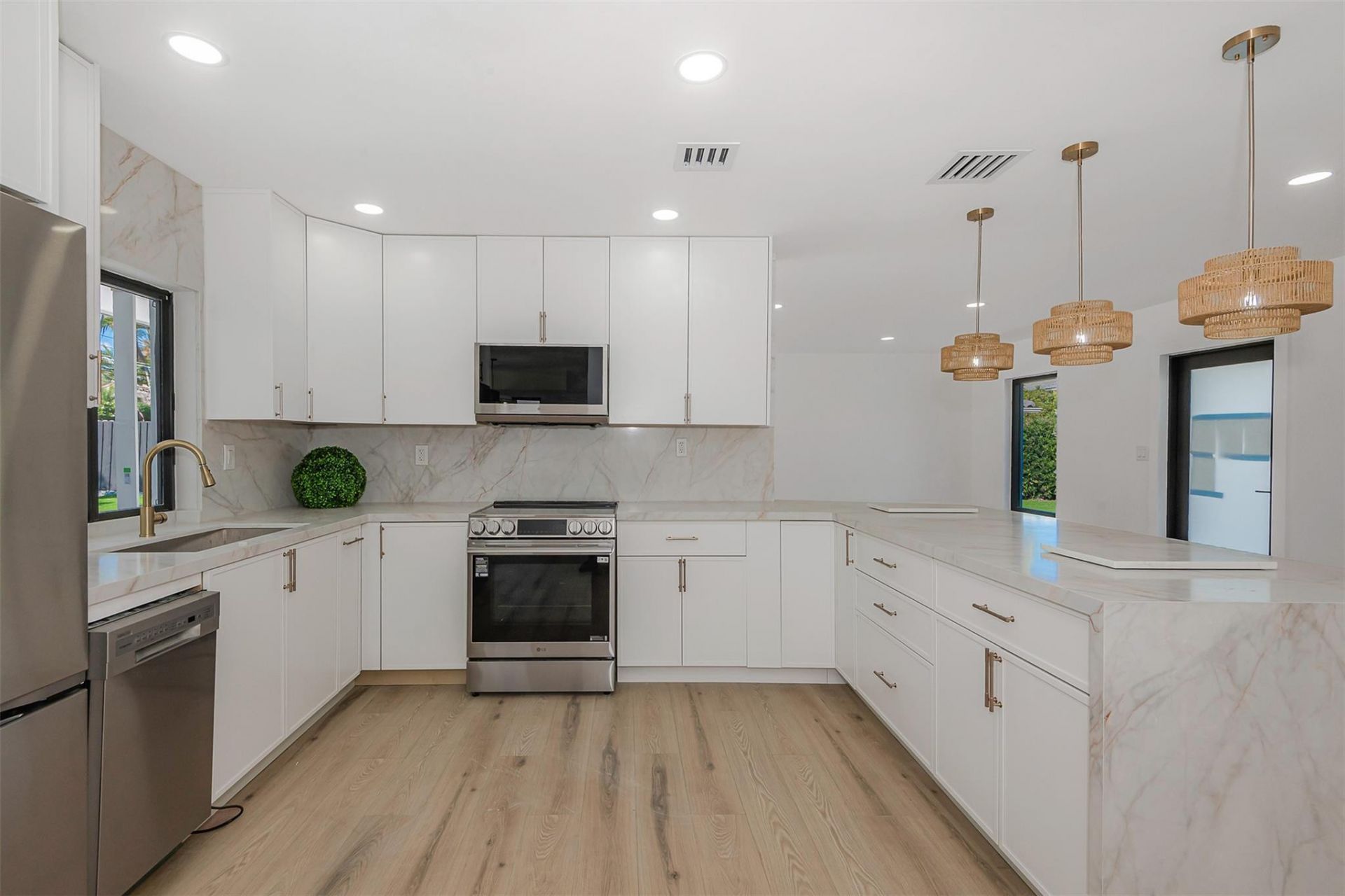 4721 Bayview Drive, Fort Lauderdale, FL 33308 Photo