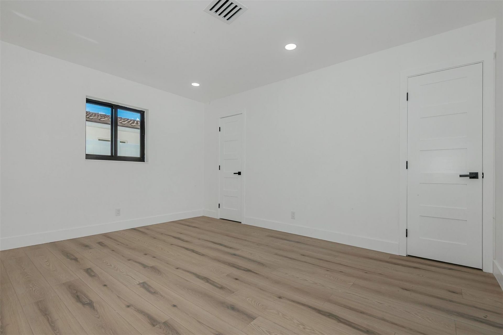 4721 Bayview Drive, Fort Lauderdale, FL 33308 Photo