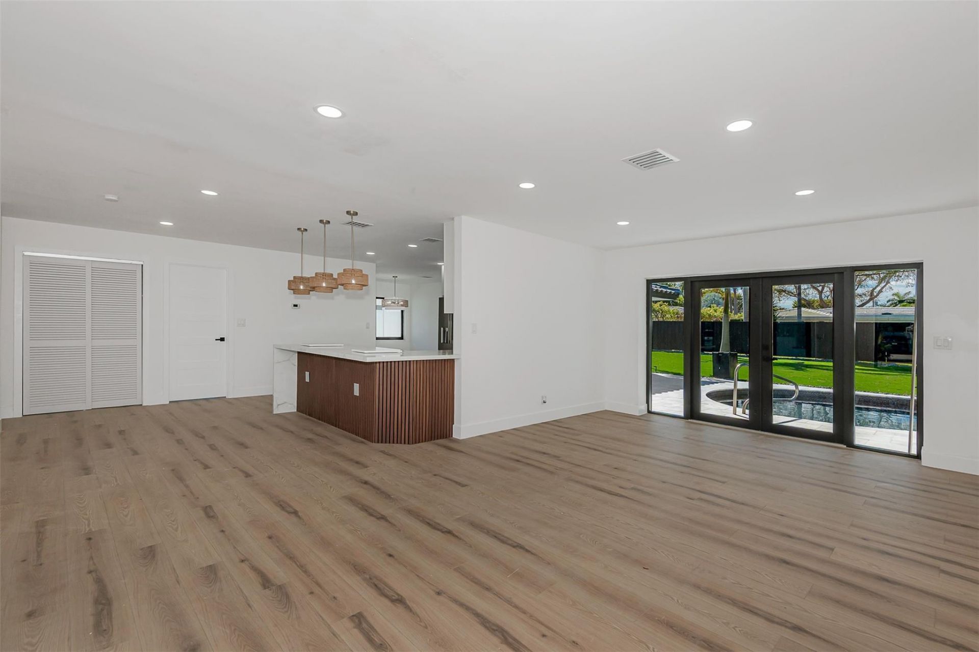 4721 Bayview Drive, Fort Lauderdale, FL 33308 Photo