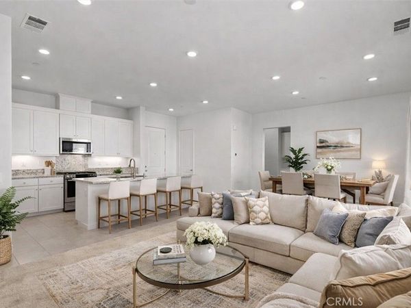 27410 Merlin Place, Unit 305, Valencia, CA 91381