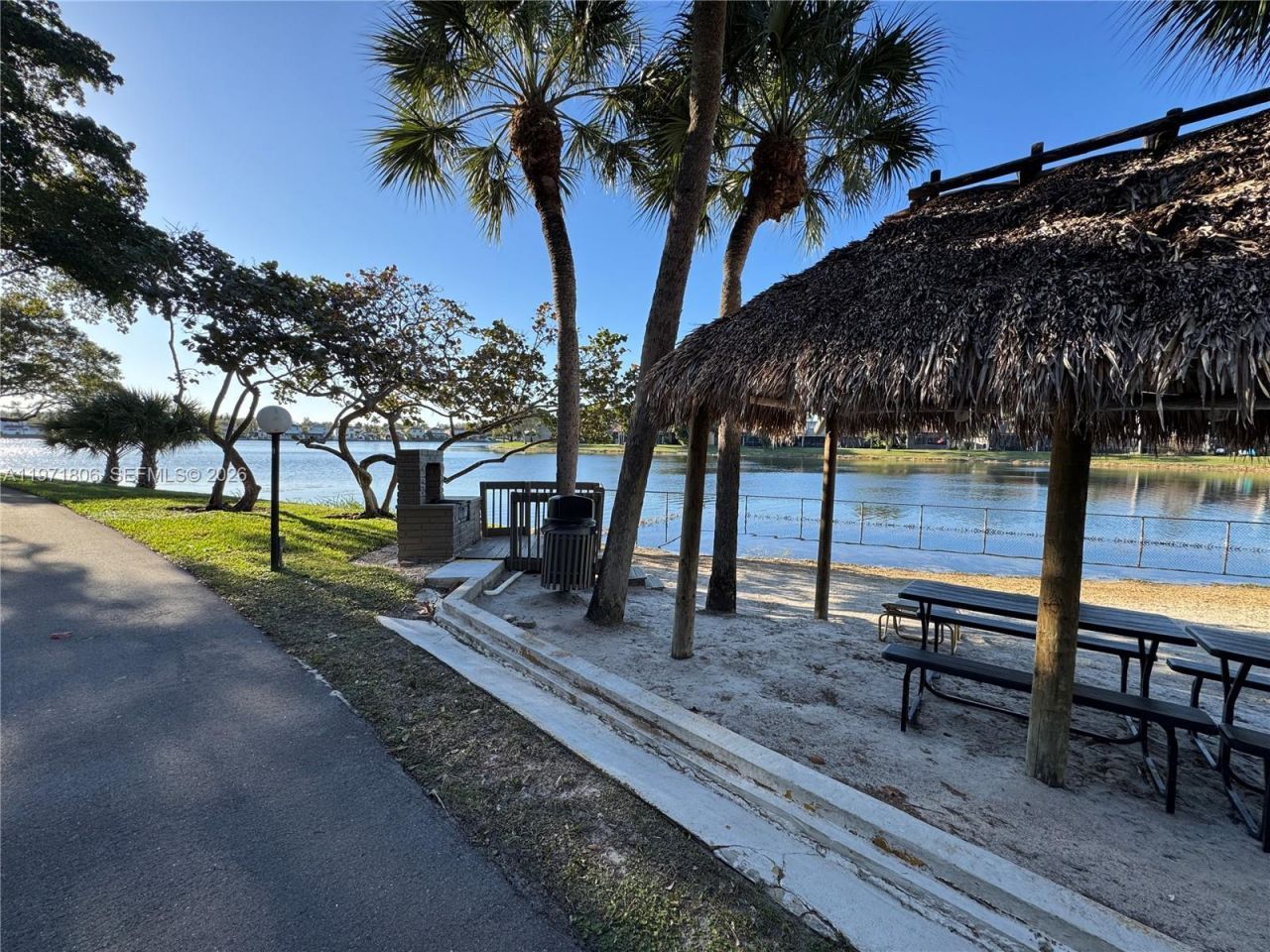 1101 Colony Point Cir , Unit 102, Pembroke Pines, FL 33026 Photo