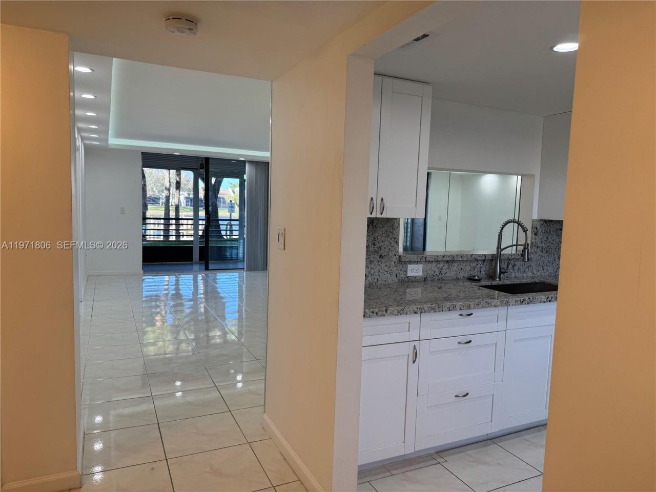 1101 Colony Point Cir , Unit 102, Pembroke Pines, FL 33026 Photo