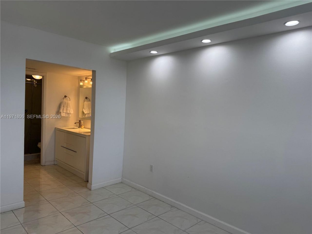 1101 Colony Point Cir , Unit 102, Pembroke Pines, FL 33026 Photo