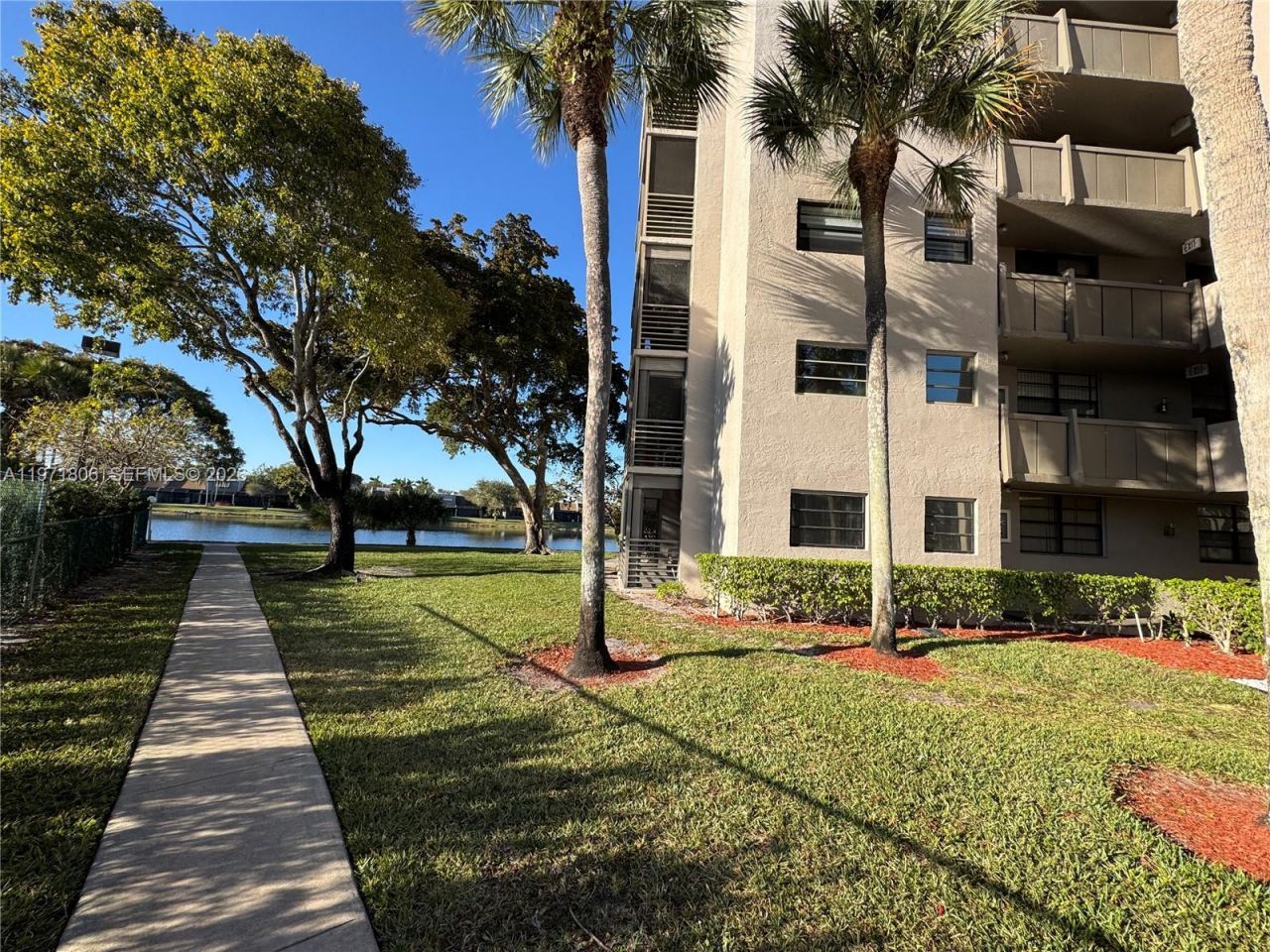 1101 Colony Point Cir , Unit 102, Pembroke Pines, FL 33026 Photo
