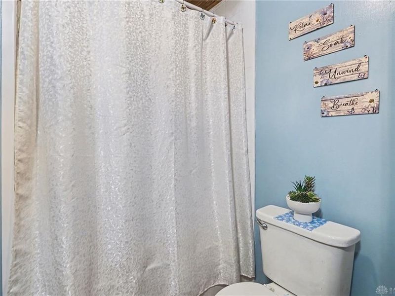 6285 Windsong Way, Zanesville, OH 43830 Photo 16