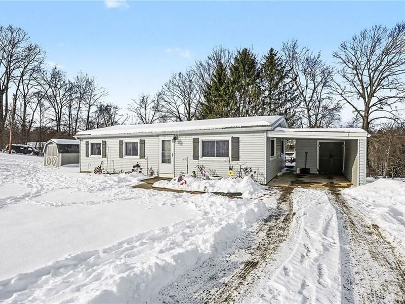 6285 Windsong Way, Zanesville, OH 43830 Photo 3