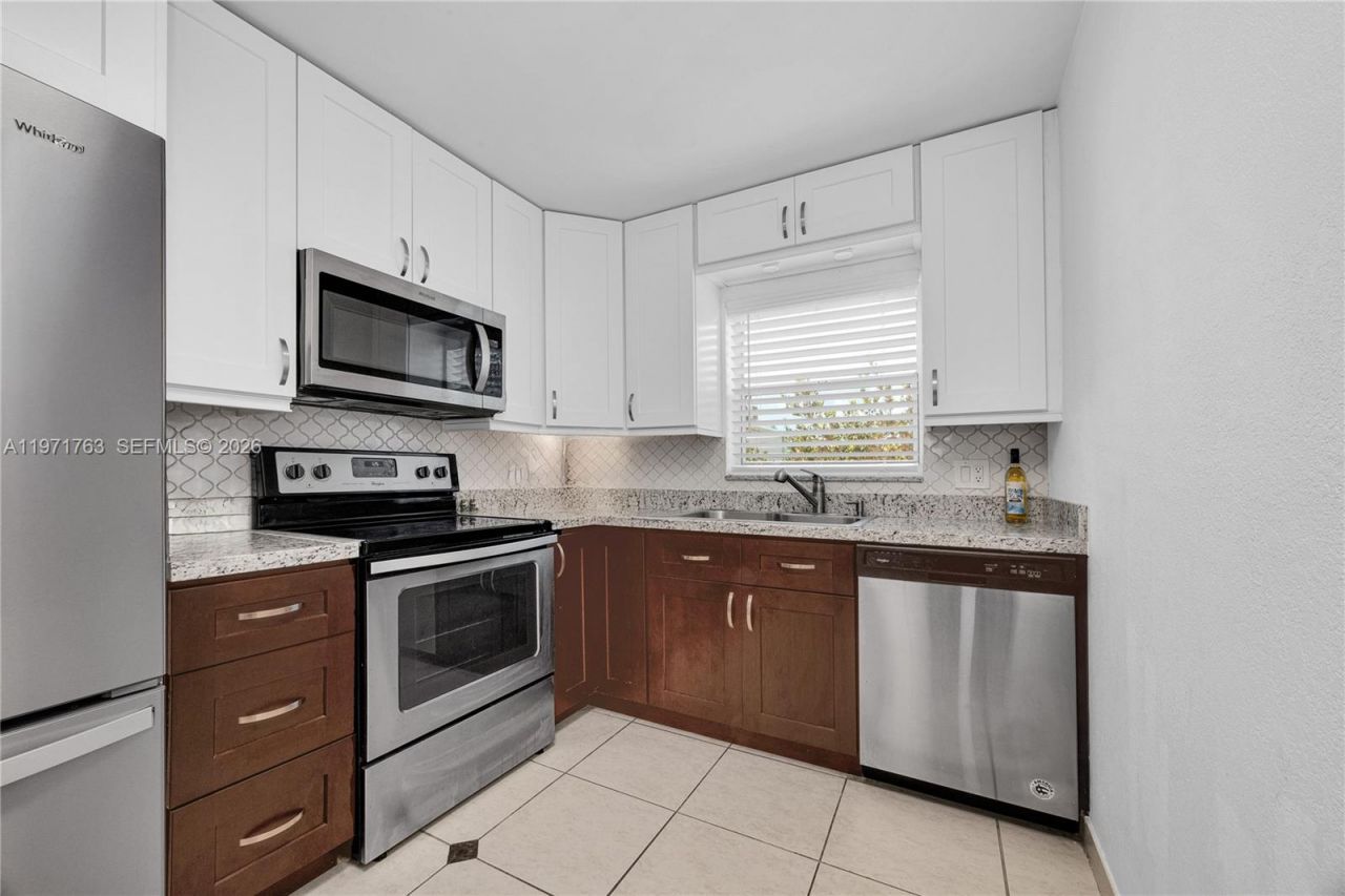 7785 SW 86th St, Unit E-414, Miami, FL 33143 Photo