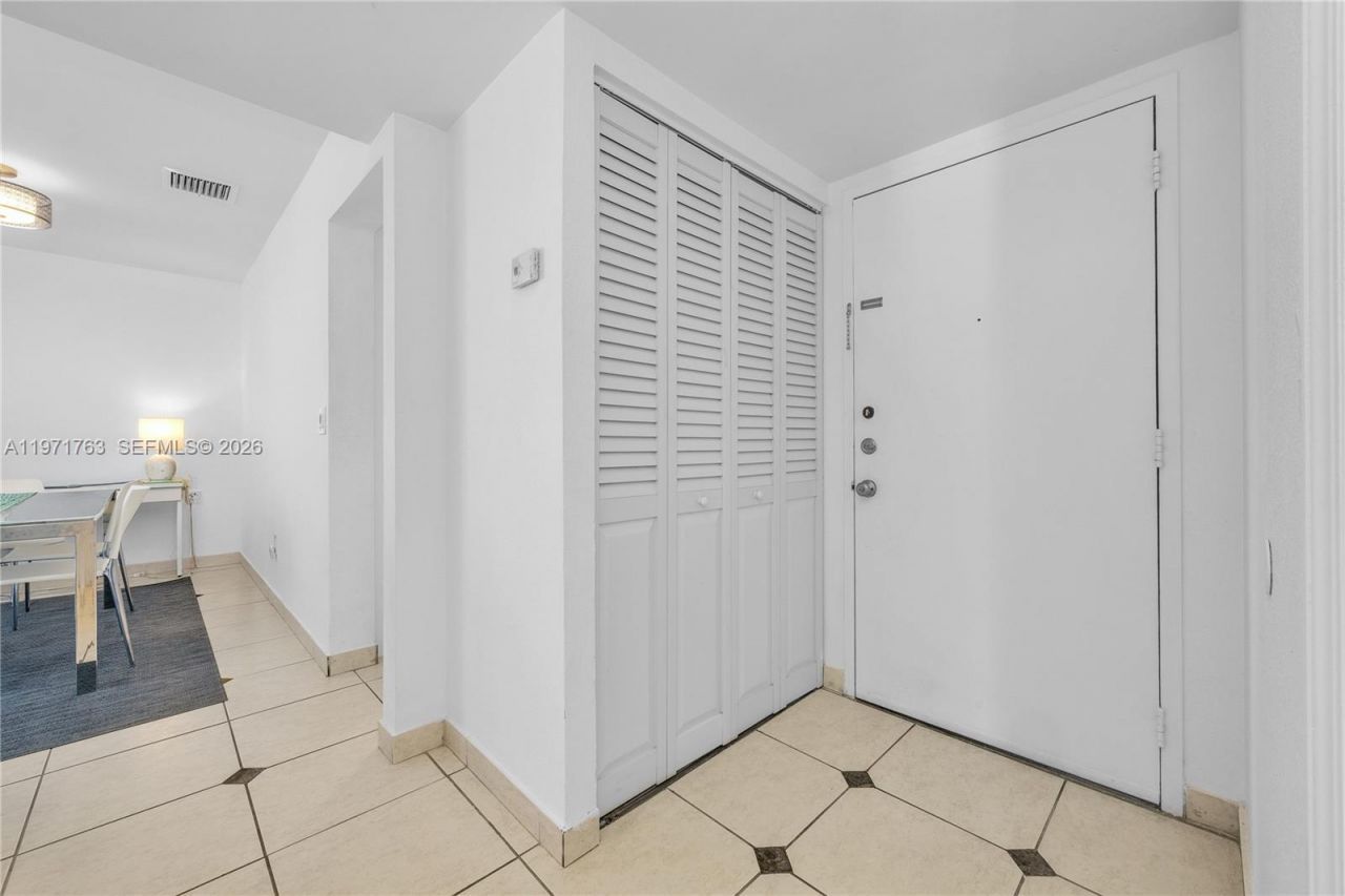 7785 SW 86th St, Unit E-414, Miami, FL 33143 Photo