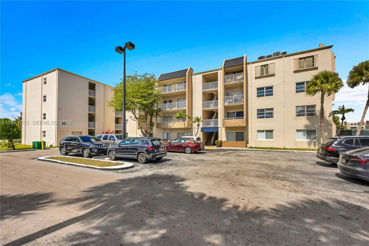 7785 SW 86th St, Unit E-414, Miami, FL 33143 Photo