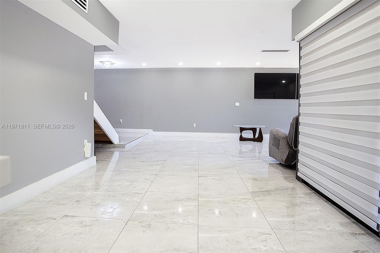 11535 SW 32nd Ln, Miami, FL 33165 Photo