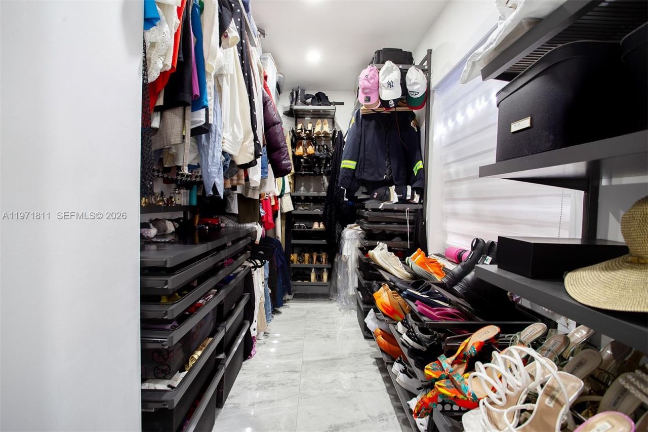 11535 SW 32nd Ln, Miami, FL 33165 Photo