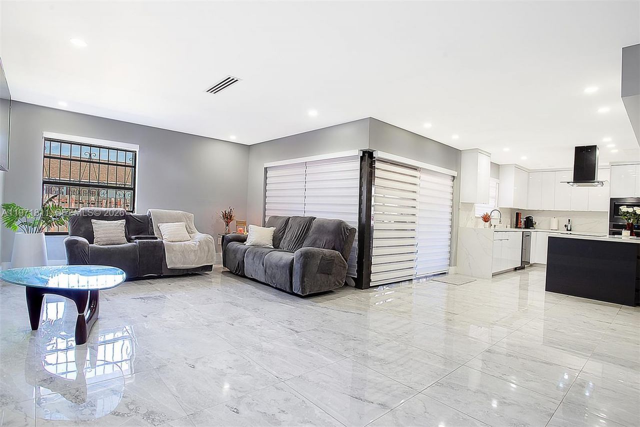 11535 SW 32nd Ln, Miami, FL 33165 Photo