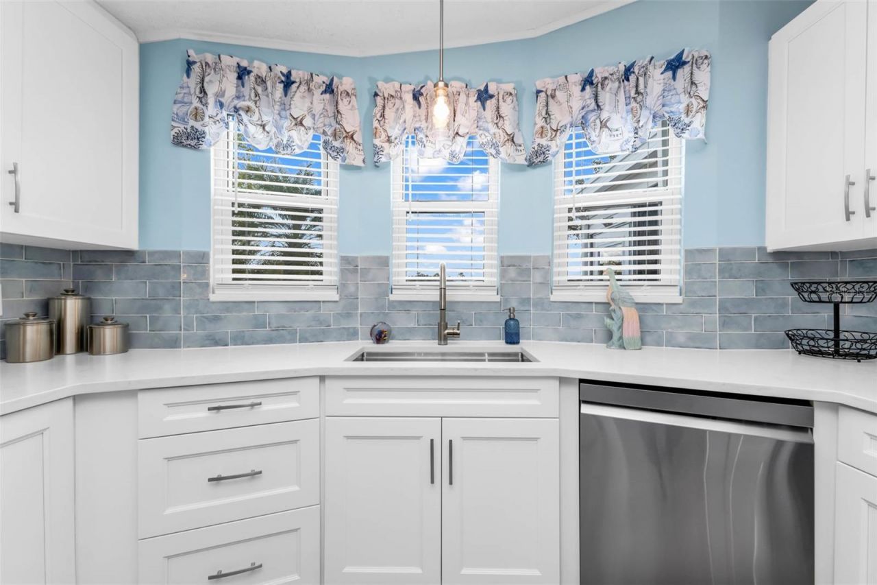 5601 Duncan Road, Unit 204, Punta Gorda, FL 33982 Photo