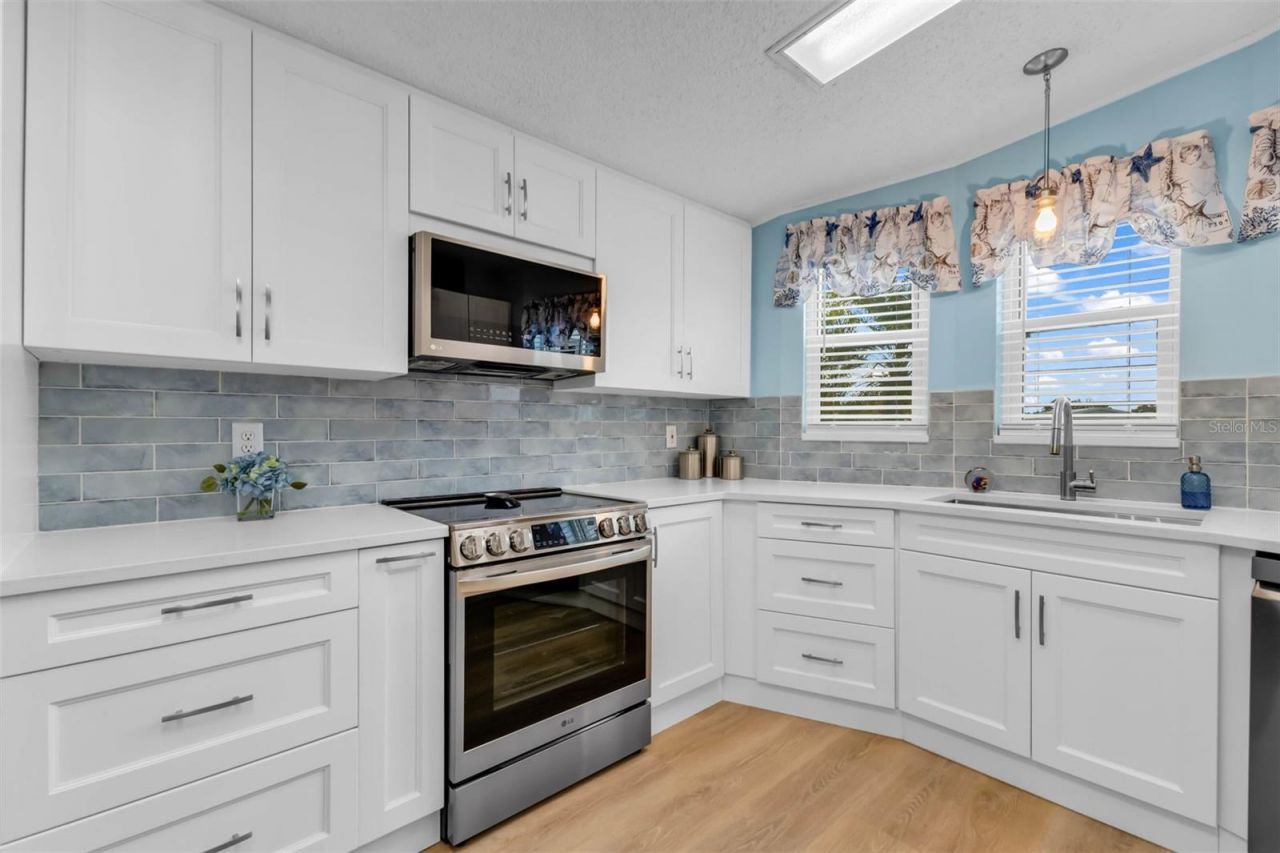 5601 Duncan Road, Unit 204, Punta Gorda, FL 33982 Photo