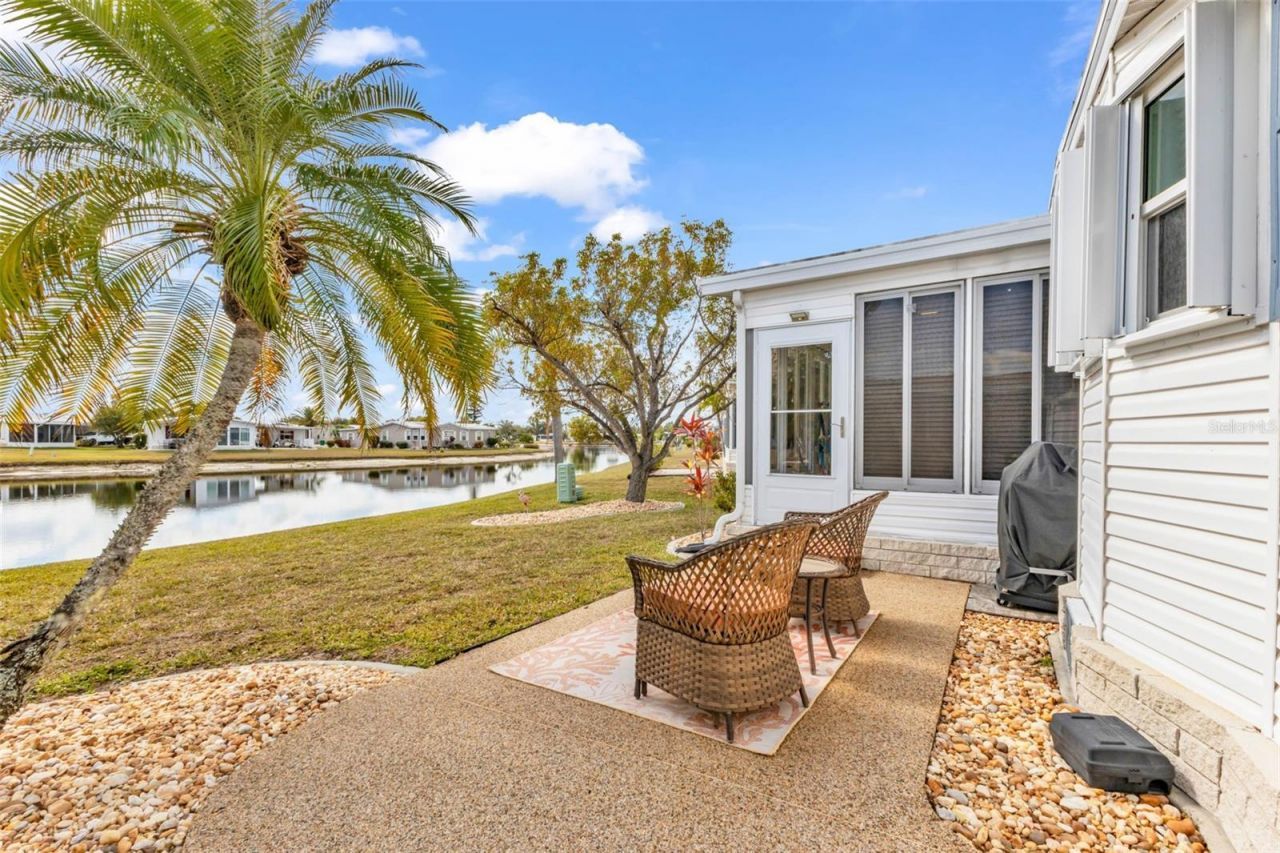 5601 Duncan Road, Unit 204, Punta Gorda, FL 33982 Photo