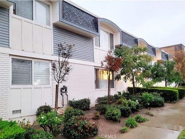 1725 Loma, Unit 16, Long Beach, CA 90804