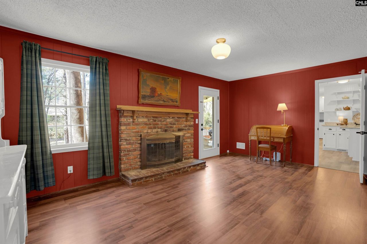 443 Pittsdowne Road Photo 9