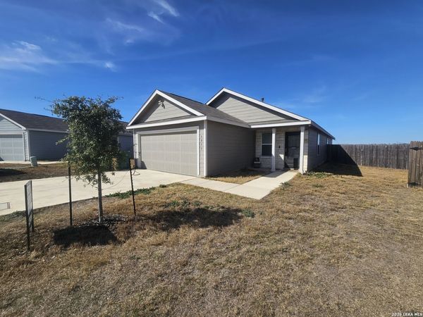 6855 Burgess Rdg, Converse, TX 78109