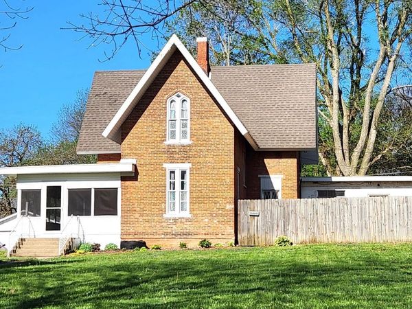 508 N WASHINGTON Street, Mt Pulaski, IL 62548