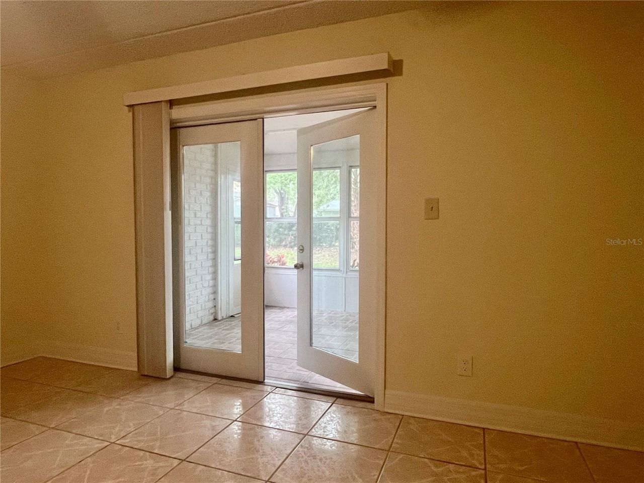 8490 13th Street N, Unit A, Saint Petersburg, FL 33702 Photo