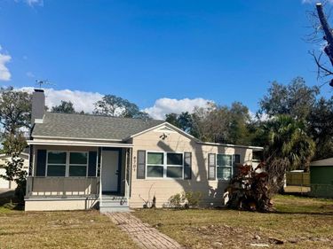 8701 N WILLOW AVENUE , TAMPA, FL 33604