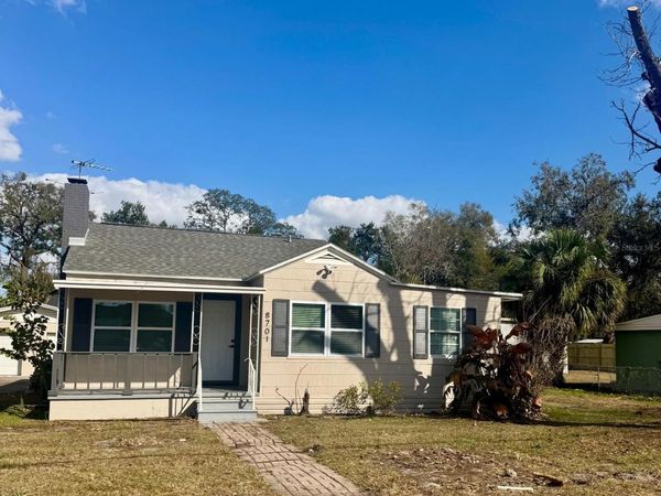 8701 N WILLOW AVENUE , TAMPA, FL 33604