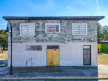 215 LINCOLN AVENUE , LAKE WALES, FL 33853