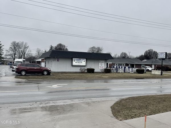 122 S Union Street, Bryan, OH 43506