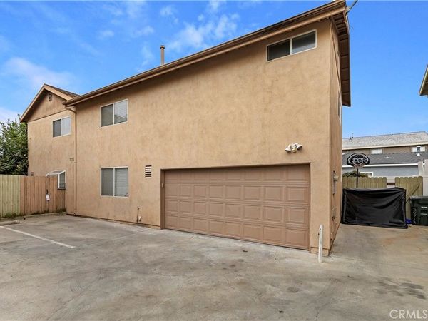 20721 Roseton, Lakewood, CA 90715