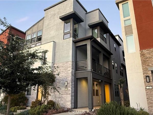 137 Mirth, Irvine, CA 92618