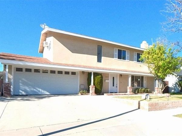 20833 Kingscrest, Saugus, CA 91350