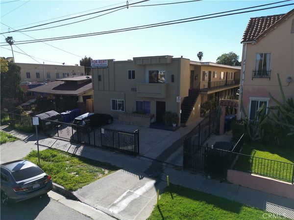 1193 N Ardmore, Los Angeles, CA 90029